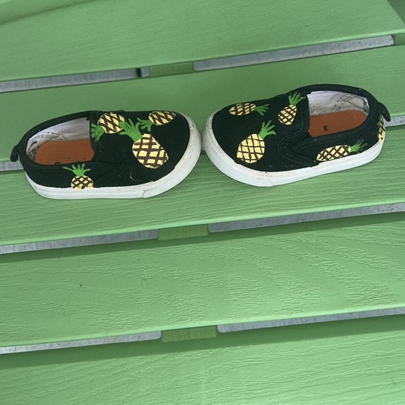 🌻 Pineapple Slides 🍍 Toddler Size 3 🛍️ Preloved - Picture 5 of 7
